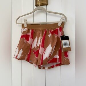 NWT! NORTH FACE Wander Performance Short, Pink Moss Abstract Geology Print, M